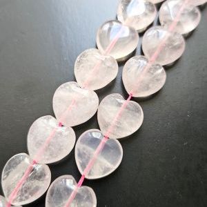 Сердечки из розового кварца (обычного) Сердечки из розового кварца (обычного)